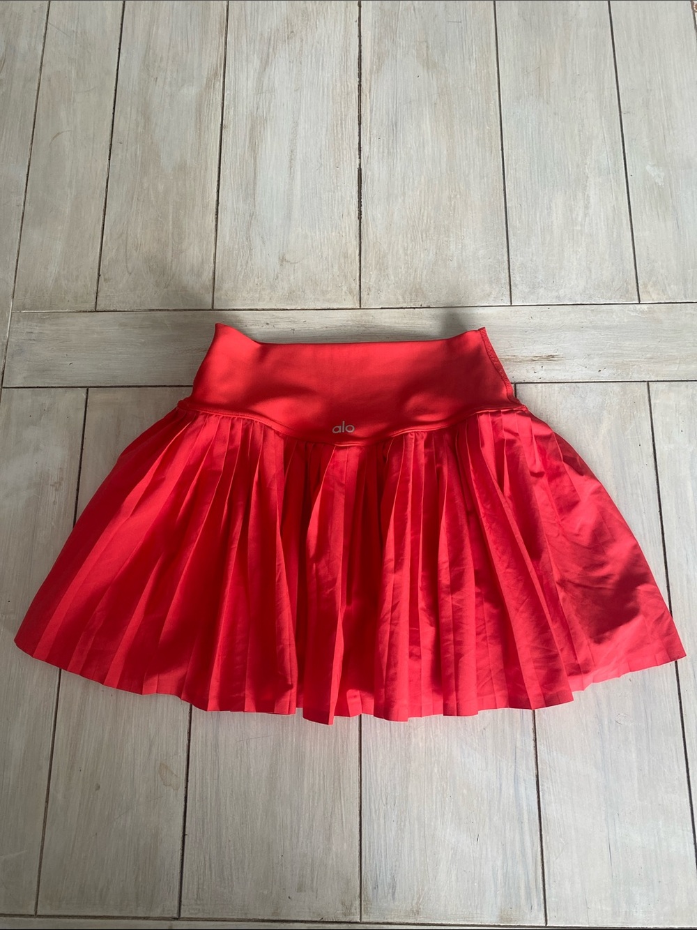 Alo Yoga Grand Slam Red Pleated Tennis Skirt Small - Picture 6 of 7